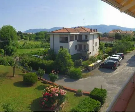 Casa Sarzanello Apartman *